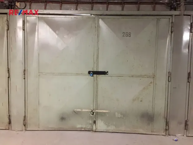 Pronájem garáže, Kladno, Bellevue, 19 m2