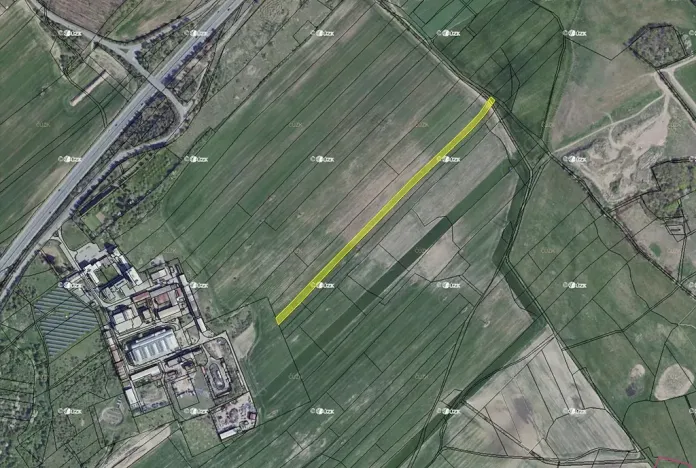 Prodej pole, Mníšek pod Brdy, 7536 m2