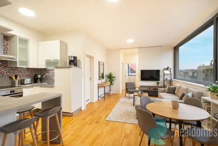 Prodej bytu 3+kk, Praha, Pod průsekem, 65 m2