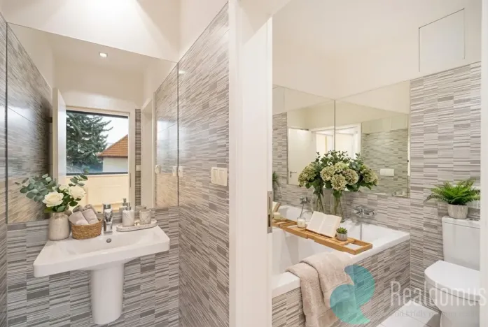 Prodej bytu 3+kk, Praha, Pod průsekem, 65 m2