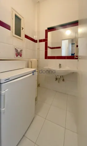 Pronájem bytu 1+kk, Praha, Slezská, 36 m2