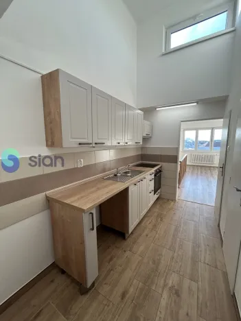 Pronájem bytu 3+1, Ostrava, Sokolská třída, 60 m2