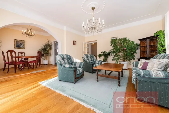 Pronájem rodinného domu, Praha - Suchdol, Havraní, 350 m2