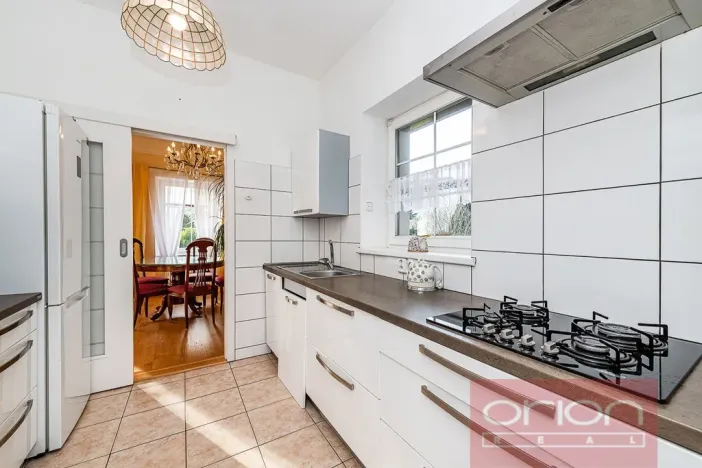 Pronájem rodinného domu, Praha - Suchdol, Havraní, 350 m2