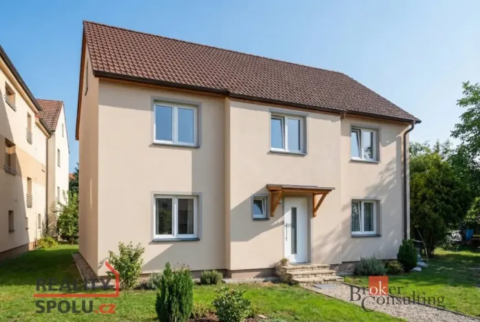 Prodej rodinného domu, Holice, Bratří Čapků, 262 m2