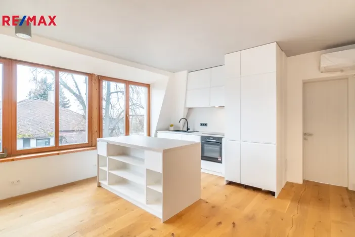 Pronájem bytu 5+kk, Praha, U krčské vodárny, 136 m2