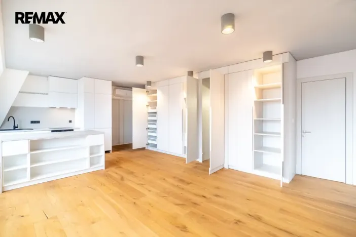 Pronájem bytu 5+kk, Praha, U krčské vodárny, 136 m2