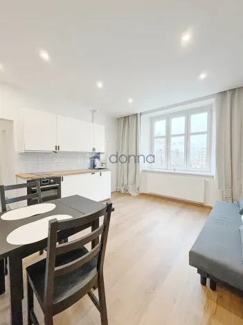 Pronájem bytu 2+kk, Praha, Komunardů, 38 m2