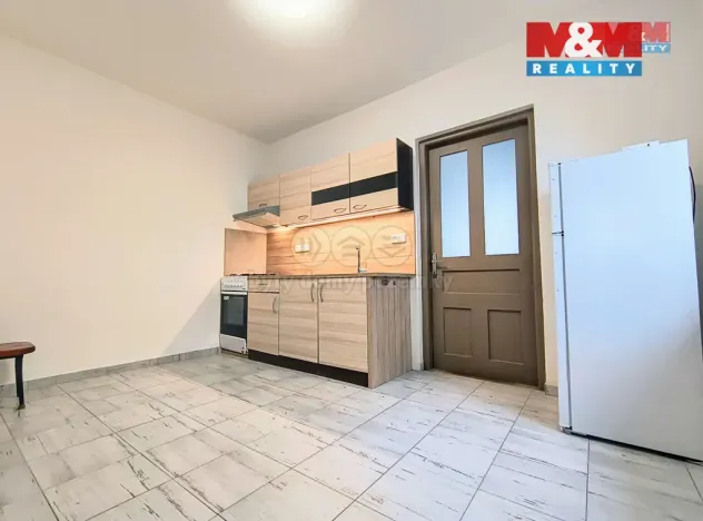 Pronájem bytu 1+1, Kladno - Kročehlavy, Vrchlického, 29 m2