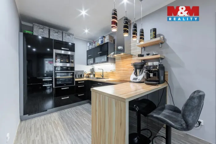 Pronájem bytu 3+kk, Březová, Hlavní, 65 m2