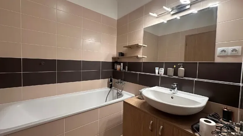 Pronájem bytu 2+kk, Praha - Hostivař, Rižská, 54 m2