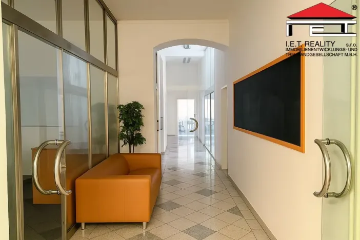 Pronájem kanceláře, Brno, Orlí, 171 m2