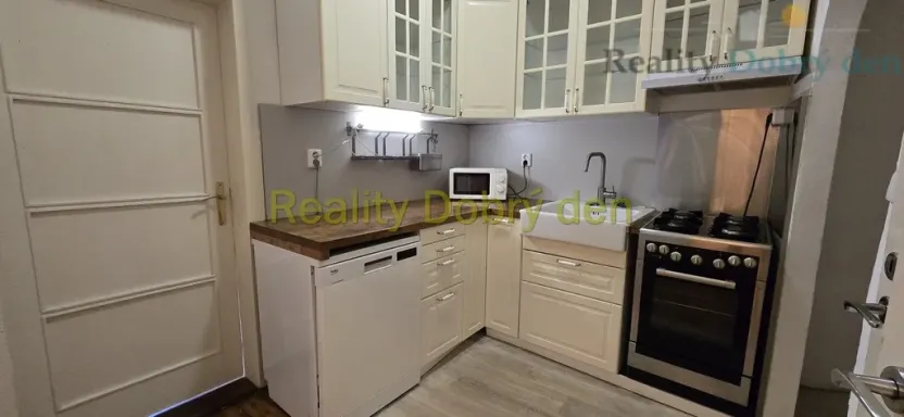 Prodej bytu 2+1, Opava, Dolní náměstí, 85 m2