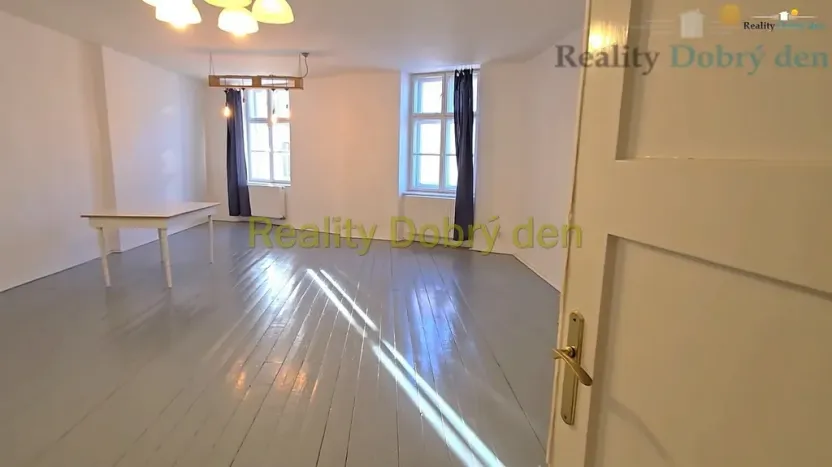 Prodej bytu 2+1, Opava, Dolní náměstí, 85 m2