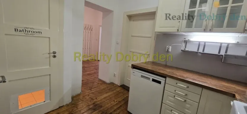 Prodej bytu 2+1, Opava, Dolní náměstí, 85 m2