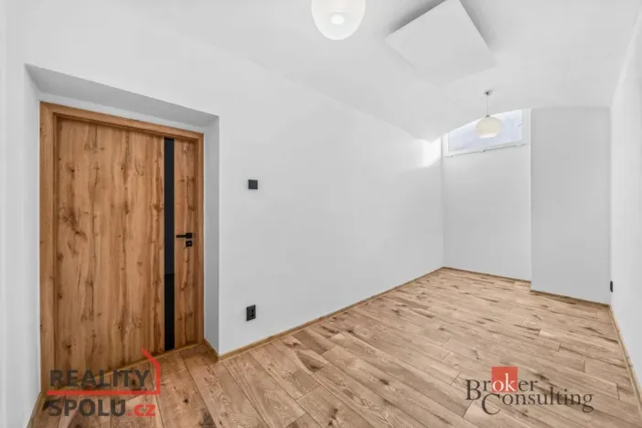 Prodej bytu 2+1, Plzeň - Severní Předměstí, Křížkova, 56 m2