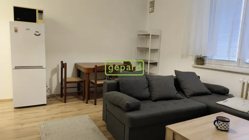 Pronájem bytu 2+kk, Brno - Židenice, Mutěnická, 39 m2