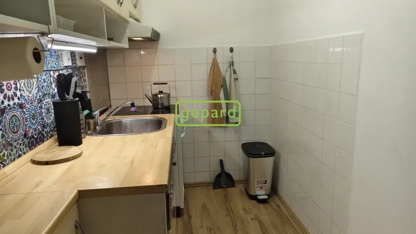 Pronájem bytu 2+kk, Brno - Židenice, Mutěnická, 39 m2