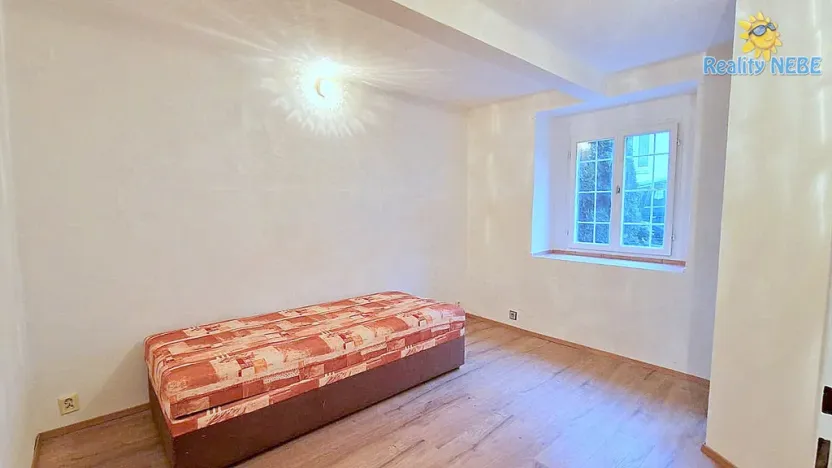 Pronájem bytu 1+kk, Praha - Strašnice, Pod strašnickou vinicí, 16 m2