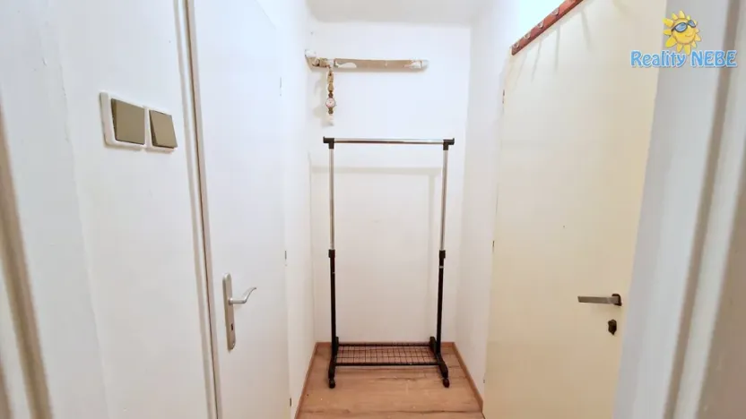 Pronájem bytu 1+kk, Praha - Strašnice, Pod strašnickou vinicí, 16 m2