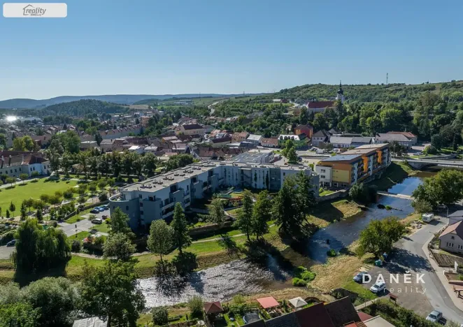 Prodej bytu 3+kk, Oslavany, náměstí 13. prosince, 76 m2