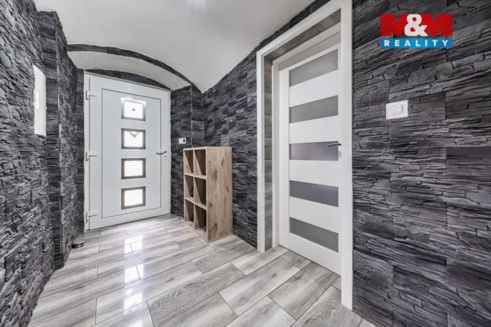 Prodej rodinného domu, Okounov, 197 m2