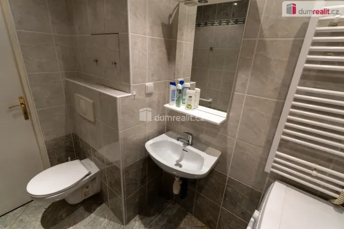 Prodej bytu 3+1, Mariánské Lázně - Úšovice, Hroznatova, 65 m2