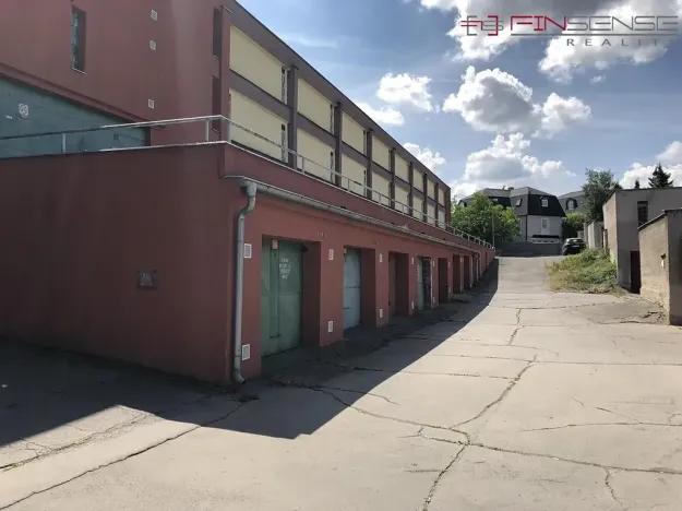 Pronájem garáže, Kladno, Bellevue, 17 m2