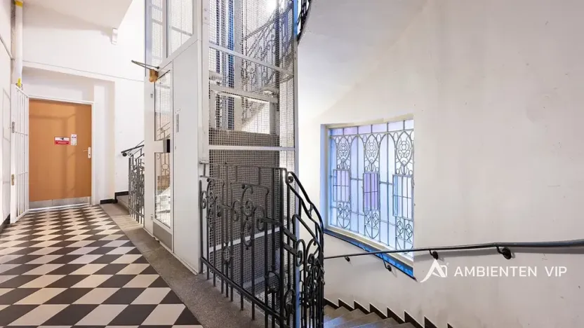 Pronájem obchodního prostoru, Brno, Masarykova, 176 m2