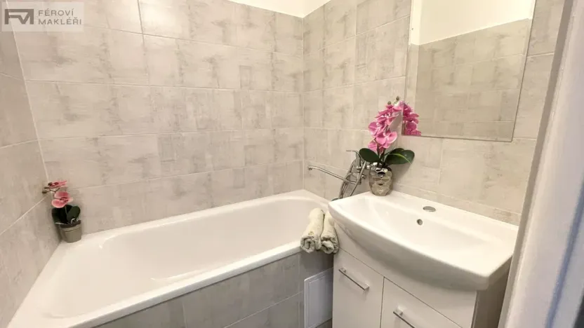 Pronájem bytu 1+1, Ostrava, Bulharská, 34 m2