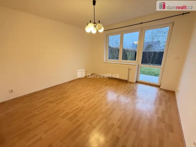 Pronájem bytu 2+kk, Černošice, Slunečná, 70 m2