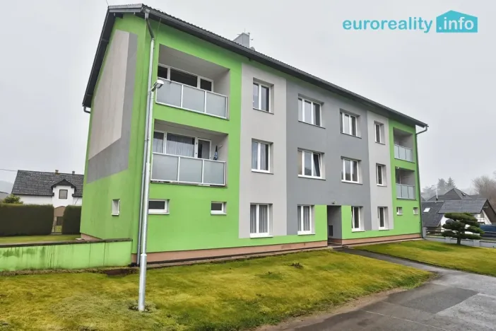 Pronájem bytu 1+1, Okna, 43 m2