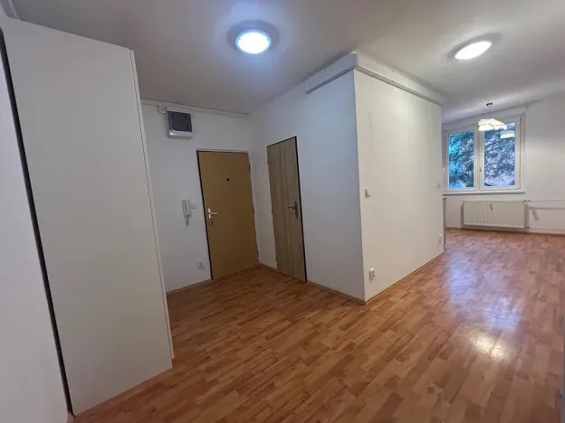 Pronájem bytu 3+1, Praha - Zličín, Nedašovská, 65 m2