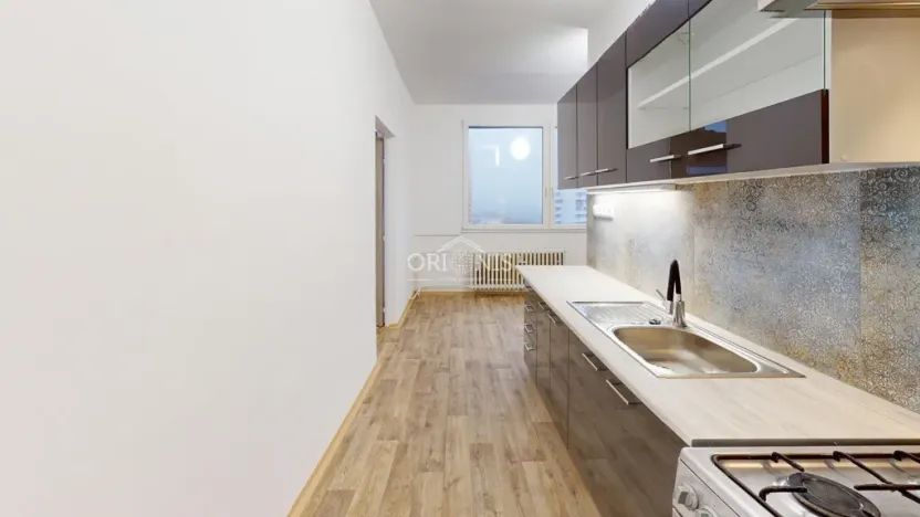 Pronájem bytu 2+1, Chomutov, Březenecká, 60 m2