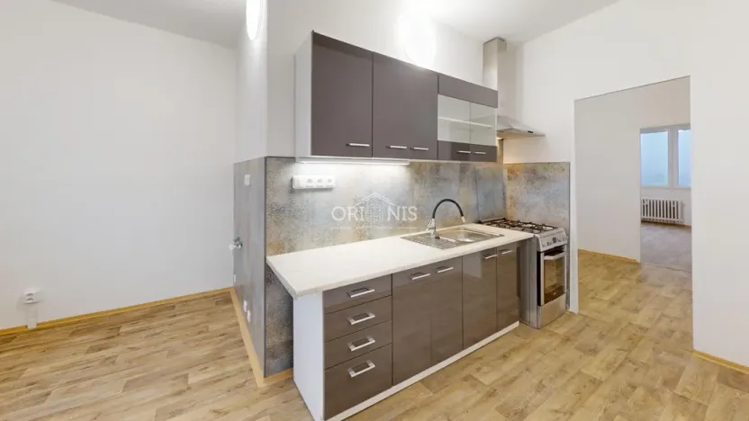 Pronájem bytu 2+1, Chomutov, Březenecká, 60 m2