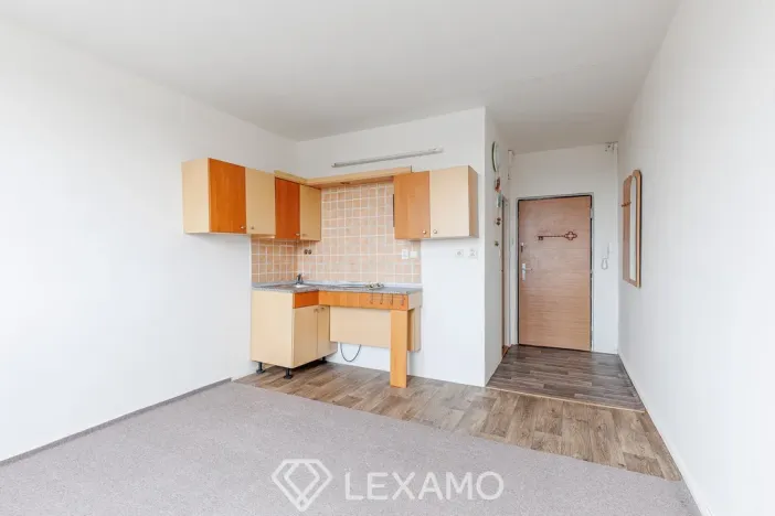 Pronájem bytu 1+kk, Jihlava, Okružní, 20 m2