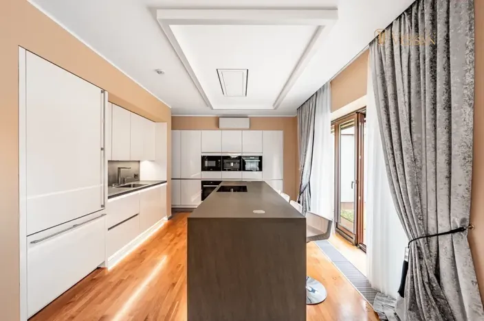 Prodej vily, Praha - Břevnov, Zeyerova alej, 473 m2