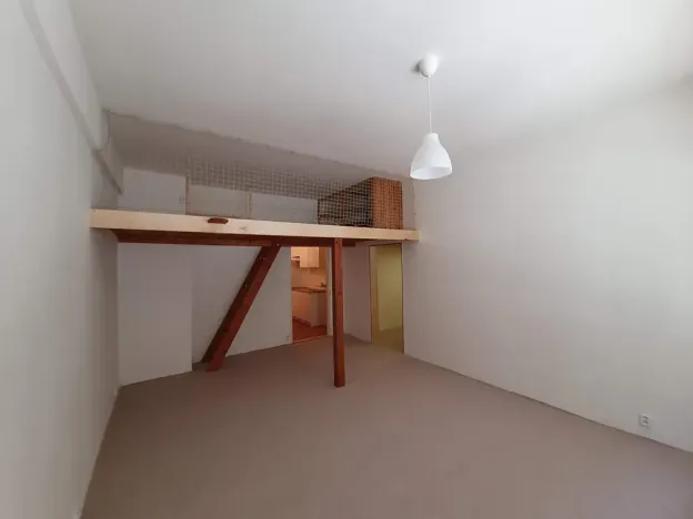 Prodej bytu 2+kk, Praha - Holešovice, Veverkova, 55 m2