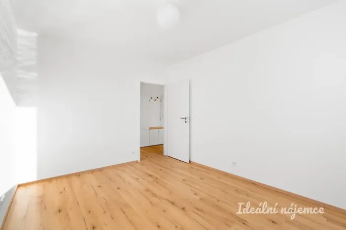 Pronájem bytu 3+kk, Praha - Michle, V zápolí, 77 m2