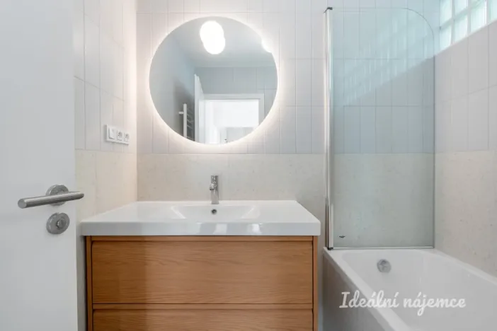 Pronájem bytu 3+kk, Praha - Michle, V zápolí, 77 m2