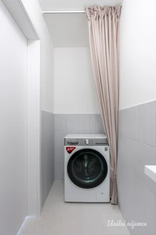 Pronájem bytu 3+kk, Praha - Michle, V zápolí, 77 m2