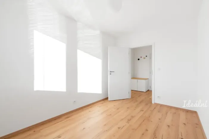 Pronájem bytu 3+kk, Praha - Michle, V zápolí, 75 m2