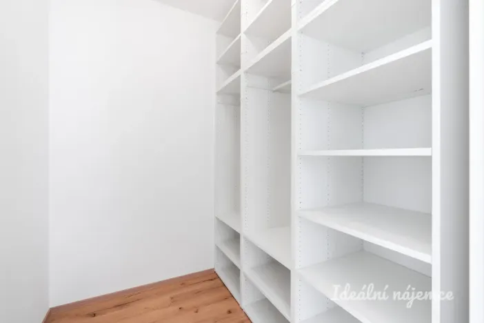 Pronájem bytu 3+kk, Praha - Michle, V zápolí, 75 m2