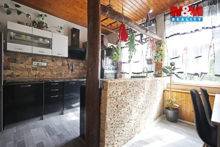 Prodej činžovního domu, Nejdek, Karlovarská, 190 m2