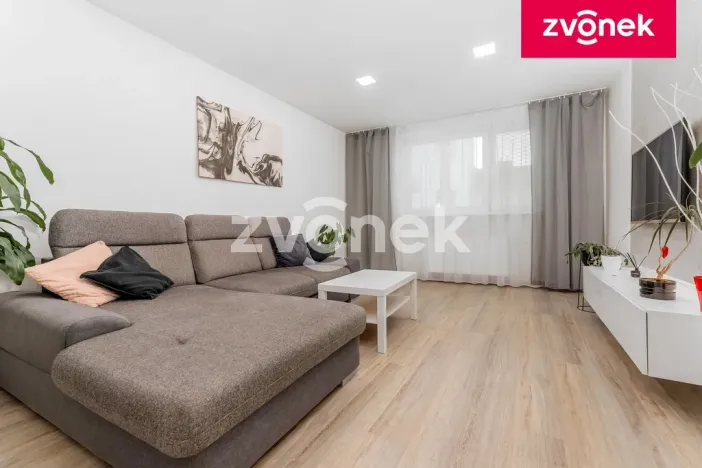 Prodej bytu 3+1, Zlín, Zarámí, 68 m2