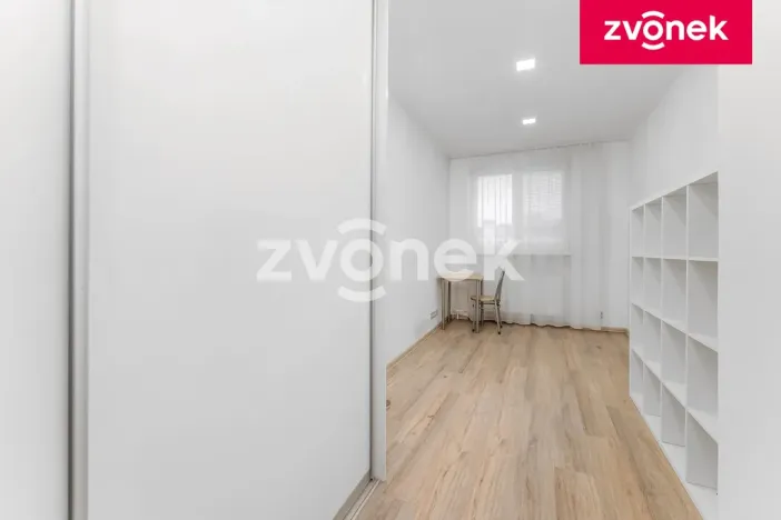 Prodej bytu 3+1, Zlín, Zarámí, 68 m2