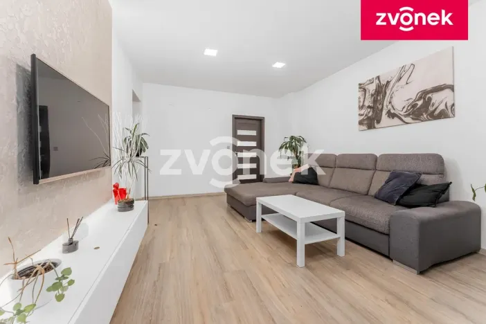 Prodej bytu 3+1, Zlín, Zarámí, 68 m2