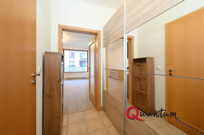 Pronájem bytu 1+kk, Praha - Košíře, Pod Kavalírkou, 30 m2