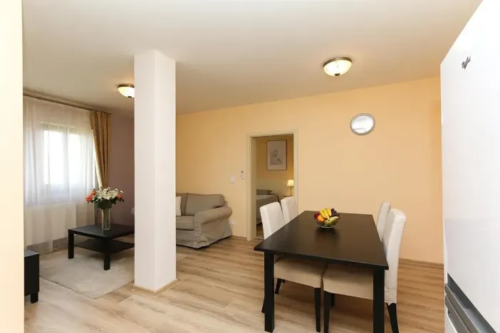 Pronájem bytu 3+kk, Praha - Vinohrady, Máchova, 63 m2
