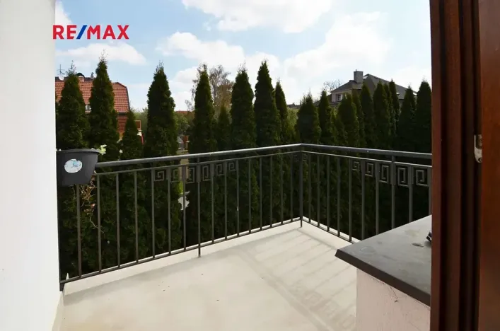 Pronájem bytu 2+kk, Praha - Hlubočepy, Pod třešněmi, 50 m2